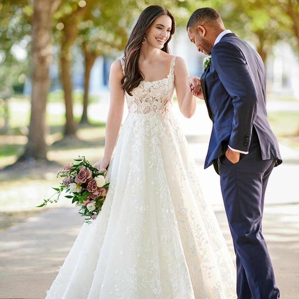 Unworn Martina Liana Bridal Gown 1244 – Sample Size 10, Never Altered